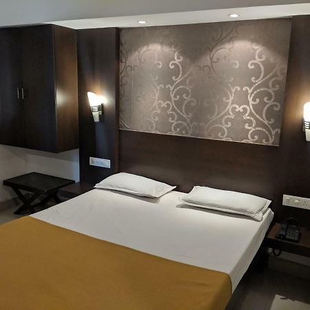Aashraya Hotel Mysore Luaran gambar