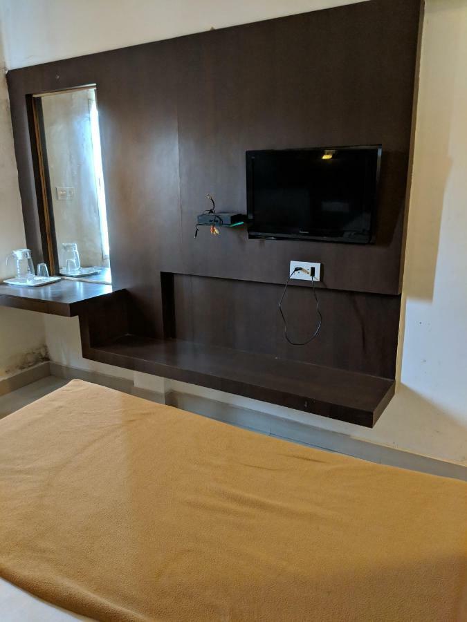 Aashraya Hotel Mysore Luaran gambar