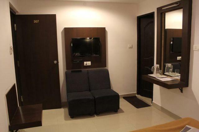 Aashraya Hotel Mysore Luaran gambar