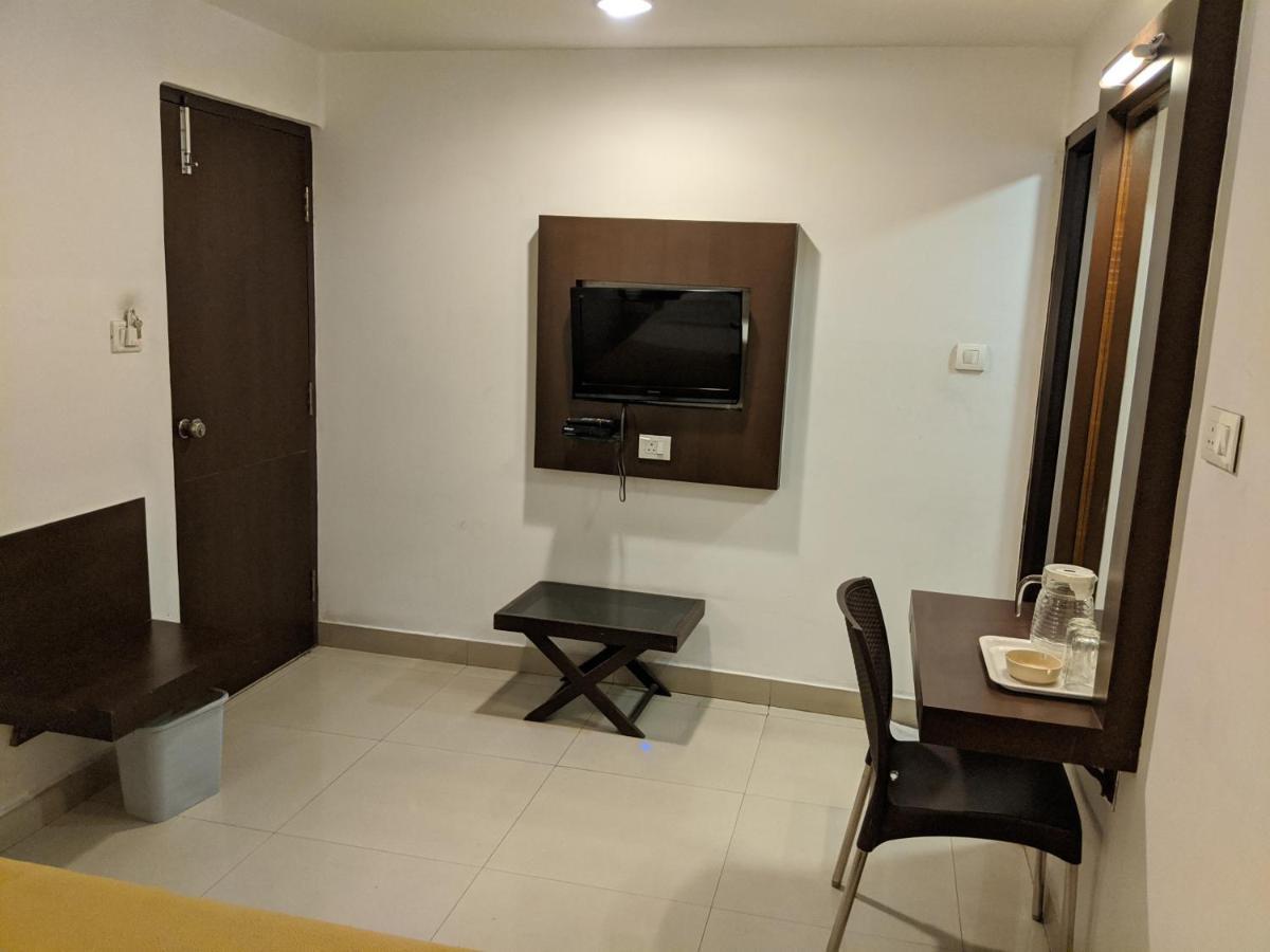 Aashraya Hotel Mysore Luaran gambar